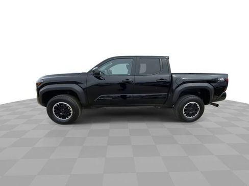 Used 2024 Toyota Tacoma TRD Off-Road AWD/4WD image 7
