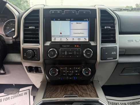 Used 2019 Ford F250 Lariat w/ Chrome Package AWD/4WD image 23