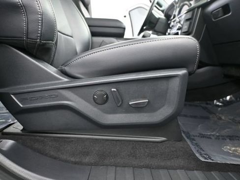 Used 2025 Ford F150 Lariat AWD/4WD image 41