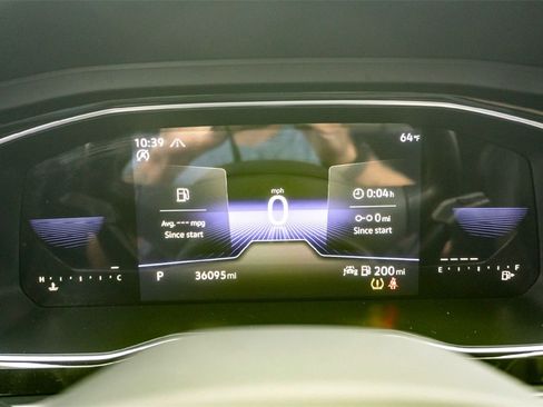 Used 2023 Volkswagen Jetta SE image 22