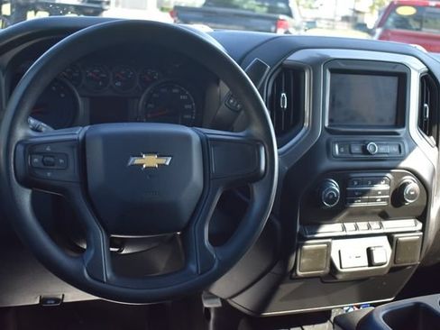 Used 2021 Chevrolet Silverado 1500 Custom AWD/4WD image 20