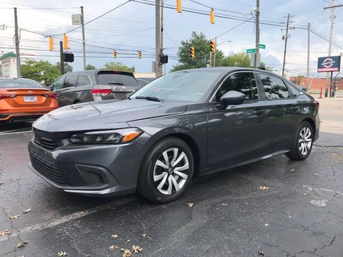 Used 2025 Honda Civic LX image 4