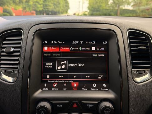 Used 2018 Dodge Durango SRT w/ Technology Group AWD/4WD image 35