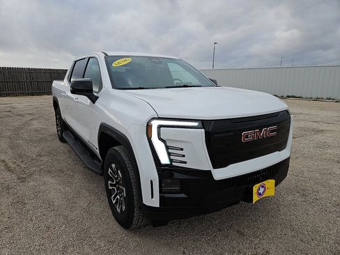 New 2026 GMC Sierra EV Elevation image 7