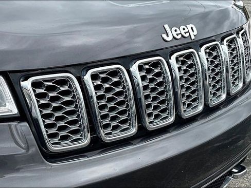Used 2020 Jeep Grand Cherokee Overland image 33