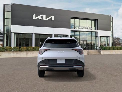 New 2026 Kia Sportage EX image 6