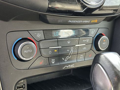 Used 2015 Ford Focus Electric Hatchback image 28