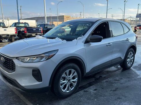 Certified 2025 Ford Escape Active image 6