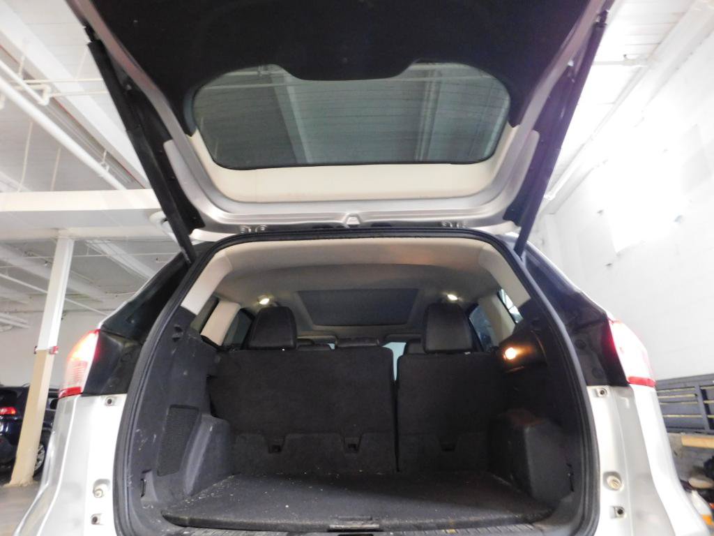 Used 2016 Ford Escape Titanium AWD/4WD image 14