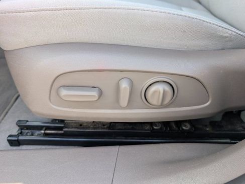 Used 2024 Chevrolet Malibu LT FWD image 15
