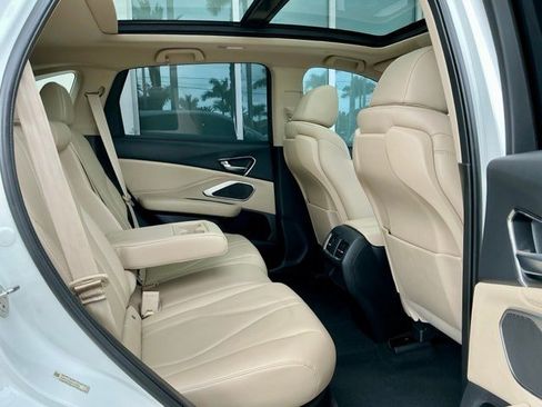 Used 2019 Acura RDX FWD image 16