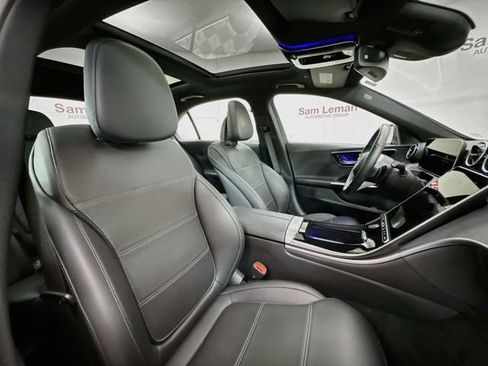 Used 2025 Mercedes-Benz C 300 Sedan image 29