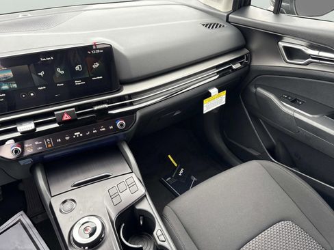 New 2026 Kia Sportage LX FWD image 14