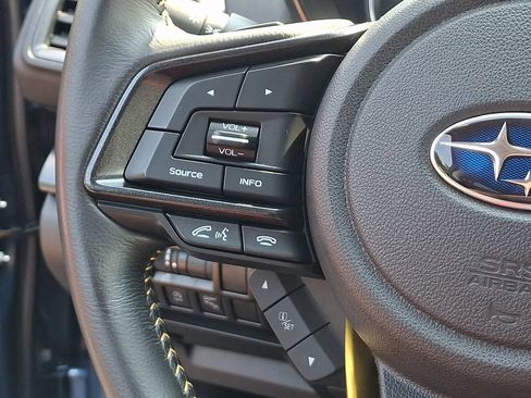 Used 2021 Subaru Crosstrek 2.5i Sport w/ Moonroof Package AWD/4WD image 21