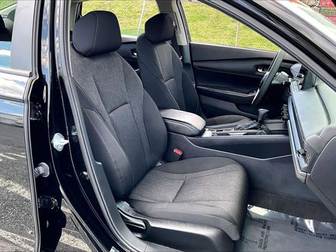 Used 2024 Honda Accord LX image 9