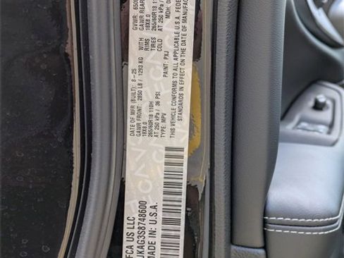 New 2025 Jeep Grand Cherokee L Laredo w/ Luxury Tech Group I image 33