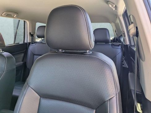 Used 2021 Volkswagen Atlas SE image 14