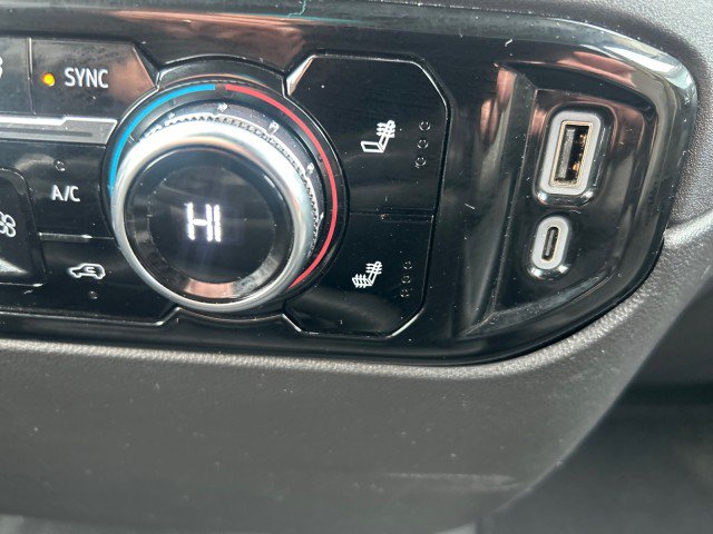 Used 2024 GMC Sierra 1500 SLT AWD/4WD image 18