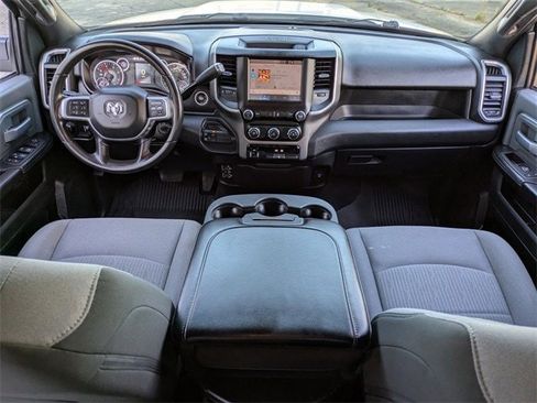 Used 2022 RAM 2500 Big Horn w/ Cold Weather Group image 15