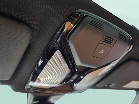 New 2026 BMW 330i Sedan w/ Premium Package RWD image 28