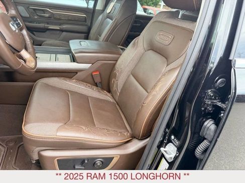 Certified 2025 RAM 1500 Limited AWD/4WD image 18