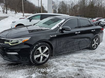 Used 2019 Kia Optima S w/ S Panoramic Sunroof Package