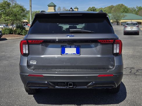New 2026 Ford Explorer ST-Line image 9