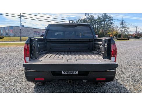 Used 2017 Honda Ridgeline Black Edition image 13