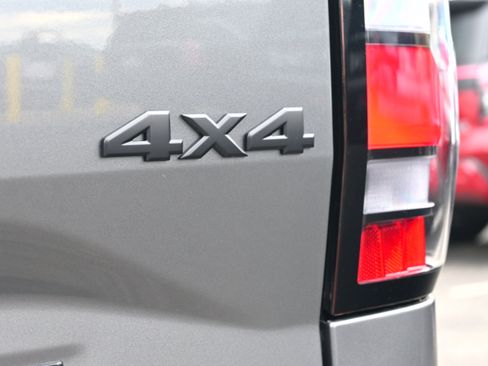 New 2026 Nissan Frontier SV w/ Tow Package image 10