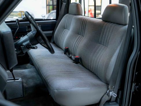 Used 1988 Chevrolet Silverado 1500 4x4 Regular Cab image 60