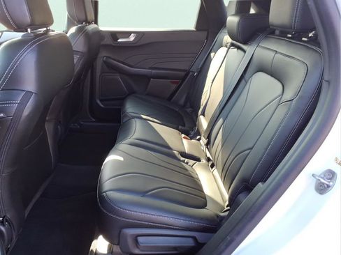 New 2025 Ford Escape SE w/ PHEV Premium Package image 16