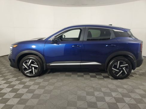 Used 2026 Nissan Kicks SV w/ SV Premium Package image 7