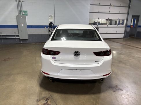 Used 2021 MAZDA MAZDA3 s image 5