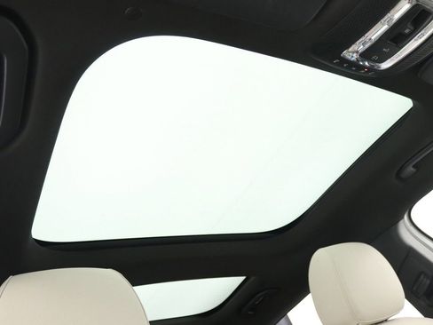 Certified 2022 Mercedes-Benz GLB 250 image 26