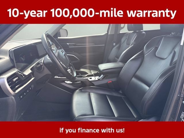Used 2025 Kia Telluride S FWD image 25
