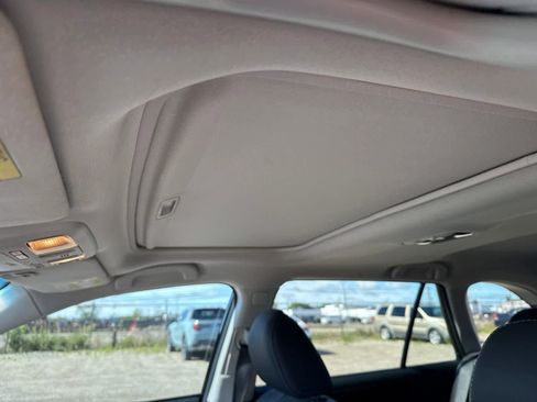 Used 2017 Subaru Outback 3.6R Limited AWD/4WD image 17