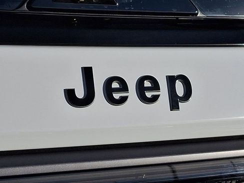 New 2026 Jeep Grand Wagoneer Summit w/ Rear Seat Video Group I image 10