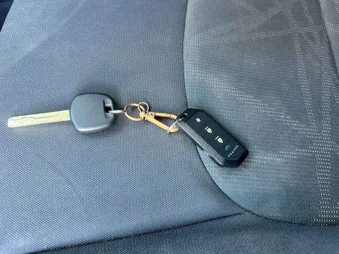 Used 2013 Kia Rio LX w/ PWR Pkg image 32