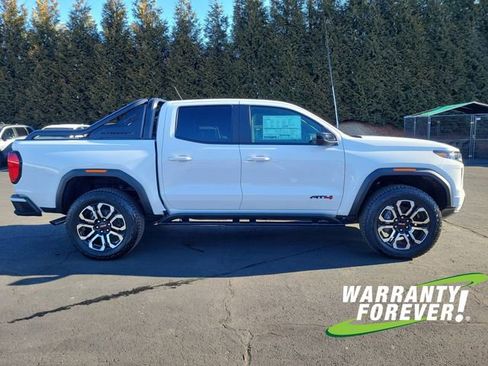 New 2026 GMC Canyon AT4 w/ Nightfall Edition image 8