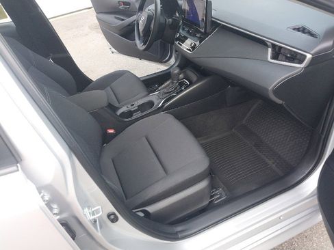 Used 2024 Toyota Corolla LE w/ LE Convenience Package image 16