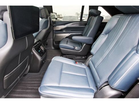 Used 2025 Cadillac Escalade IQ Sport 2 AWD/4WD image 7