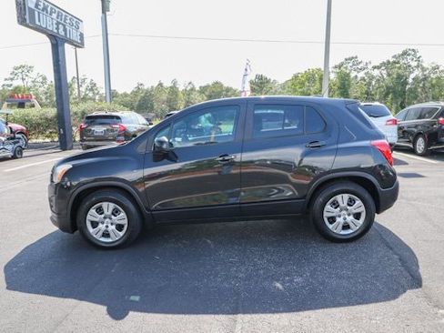 Used 2015 Chevrolet Trax LS image 5