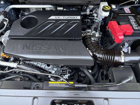 Used 2025 Nissan Rogue SV FWD image 34