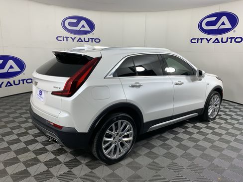 Used 2020 Cadillac XT4 Premium Luxury w/ Enhanced Visibility Package AWD/4WD image 3