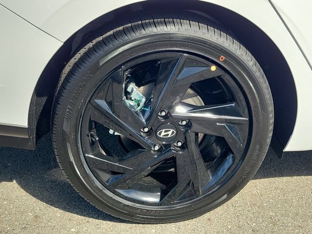 New 2026 Hyundai Elantra SEL Sport Premium FWD image 23