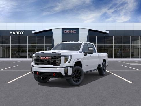 New 2026 GMC Sierra 2500 AT4 w/ AT4 Premium Plus Package AWD/4WD image 8