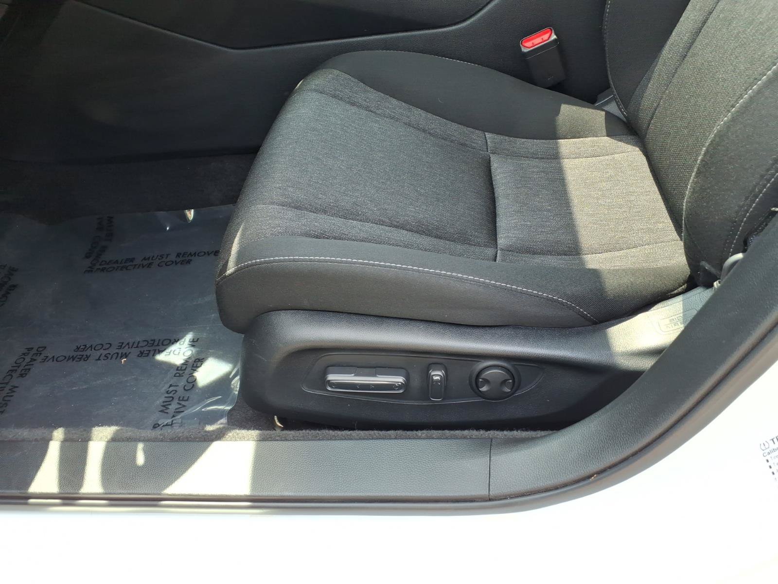 Certified 2023 Honda Accord EX image 14