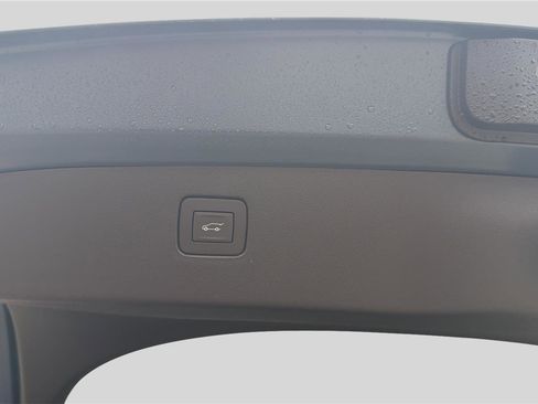 New 2026 Buick Envista Sport Touring FWD image 16
