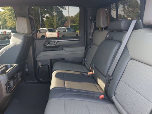 Used 2026 Chevrolet Silverado 2500 ZR2 w/ LPO, Dark Essentials Package AWD/4WD image 13