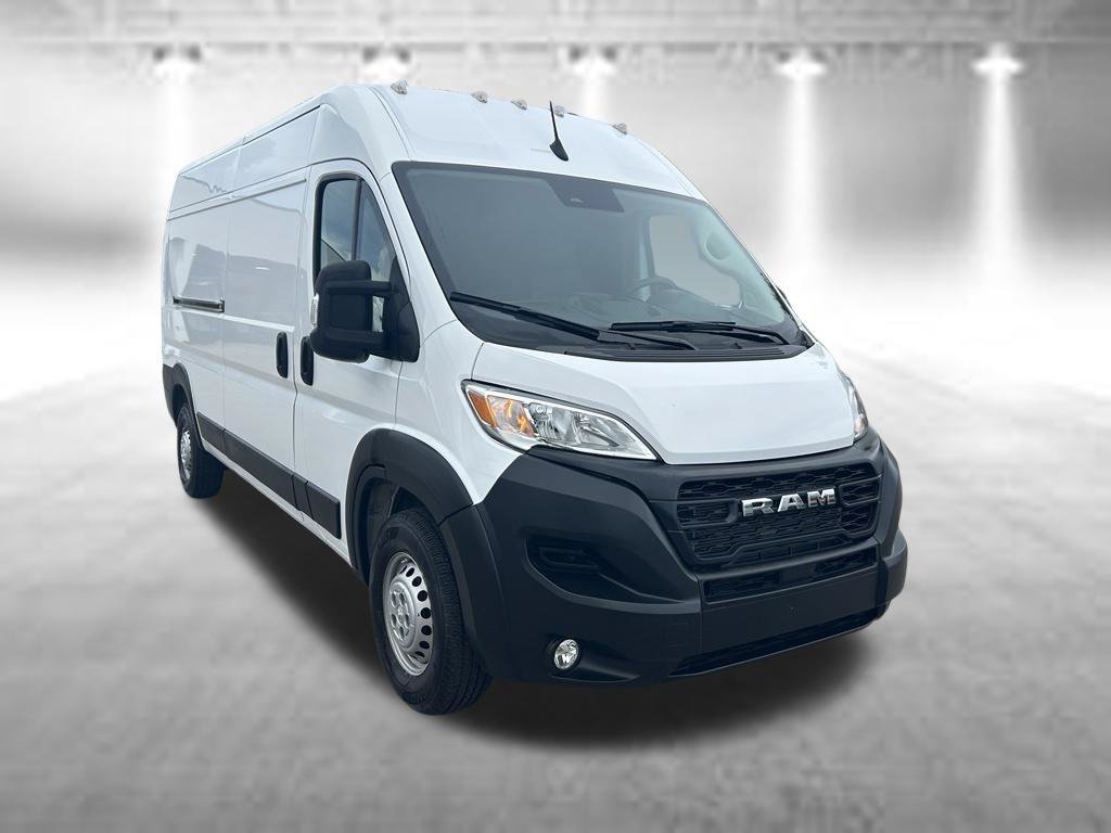 Used 2023 RAM ProMaster 2500 FWD image 2